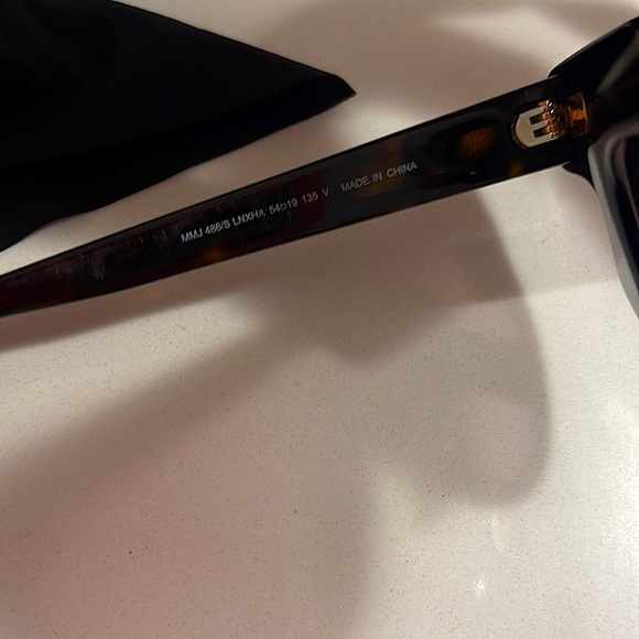 Marc Jacobs sunglasses 🕶 - Picture 7 of 13